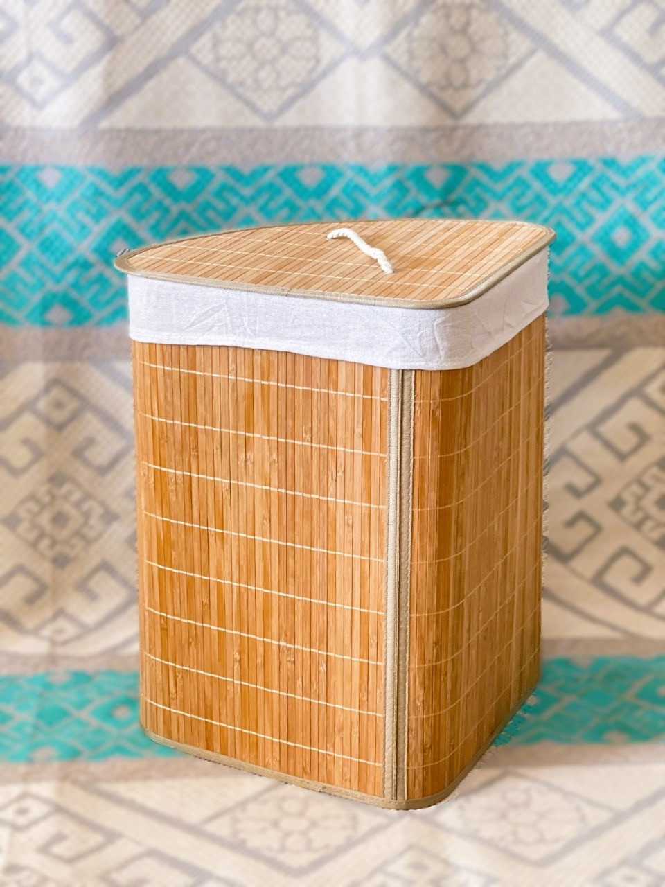 Panier à linge du coin en bambou