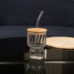 Tasse motif vertical avec couvercle et paille