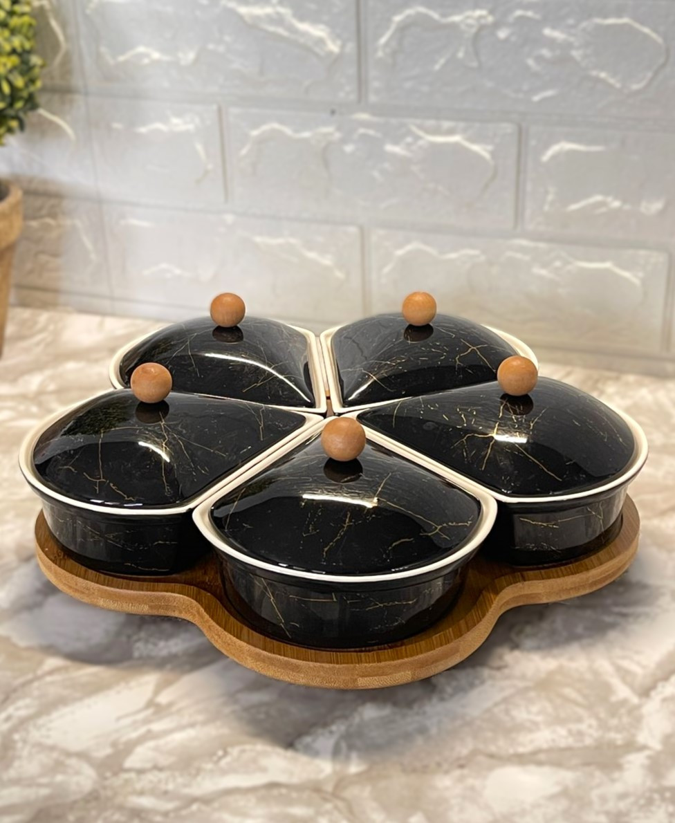 Porte fruits secs marbré noir avec bambo base