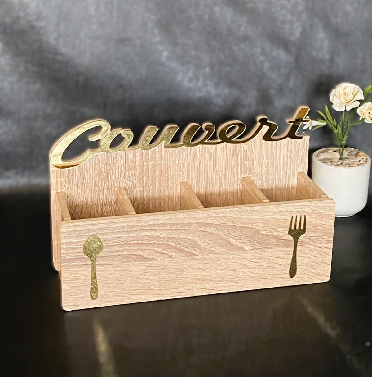 porte couverts 4 cases en bois