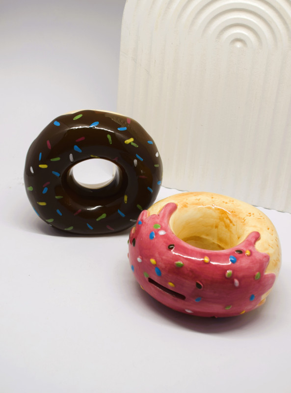 Tirelire en céramique forme DONUTS