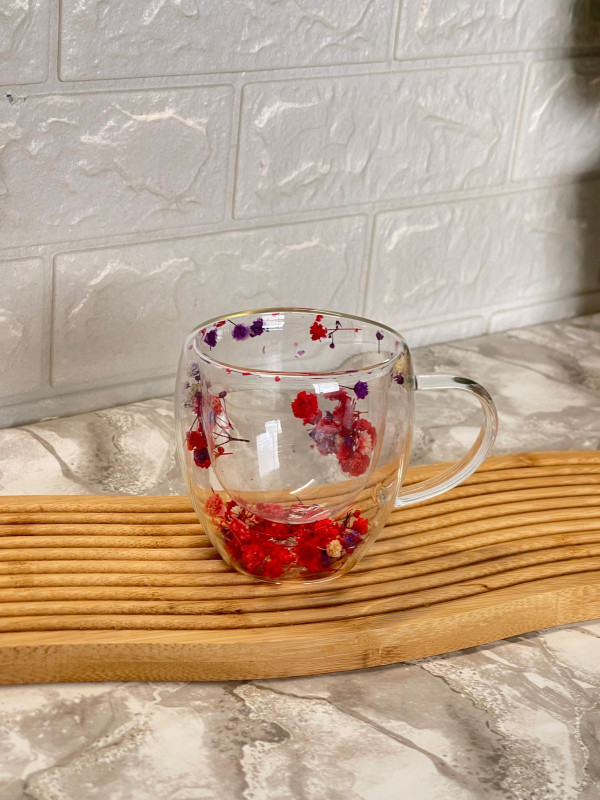 Verre double paroi avec fleurs sèches